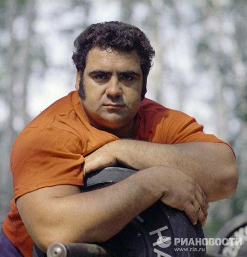 Знаменитые сильные люди. Топ 10 самых сильных людей (стронгмены)