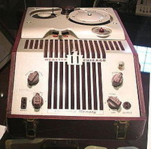 Прослушивающие устройства в махачкале. Приборы для обнаружения жучков 04