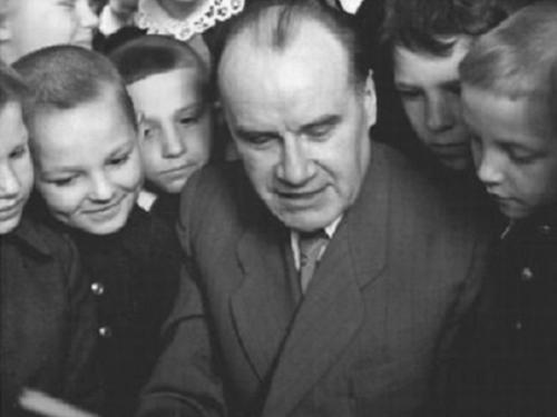 Николай Носов антиутопия. Николай Носов: создатель «самой детской» антиутопии