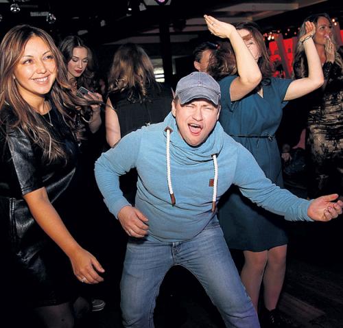 Артур Мартиросян сколько лет. Неслучайные встречи 04