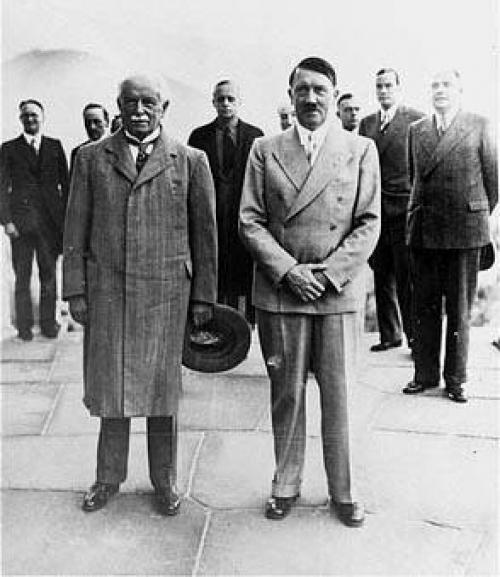 Как называется биография Гитлера. Адольф Гитлер биография 07