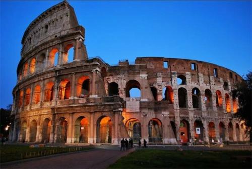 Колизеи. Самые большие сохранившиеся Колизеи мира