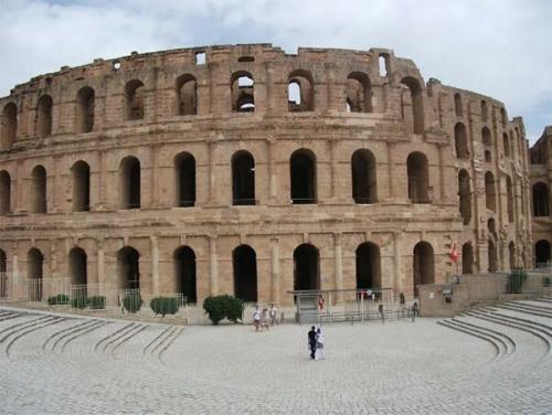 Колизеи. Самые большие сохранившиеся Колизеи мира