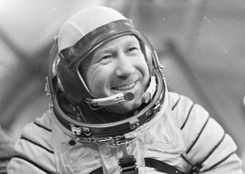 Интересные факты о космонавтике. Космонавт Алексей Леонов — интересные факты