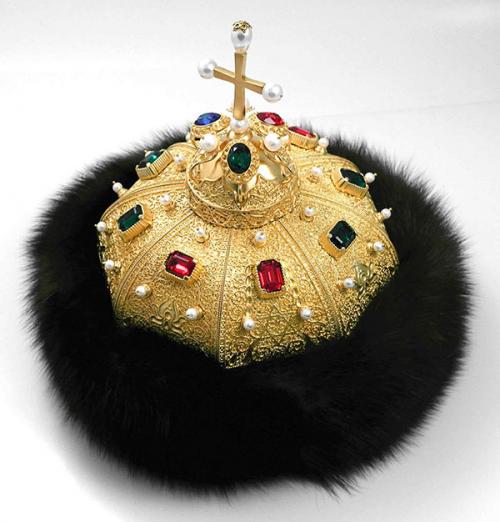 Шапка Мономаха история происхождения кратко. Откуда взялась шапка Мономаха и почему она так тяжела? 07