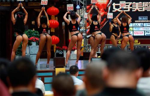 Пятая точка картинки. Девушка из Китая с самой красивой «пятой точкой»