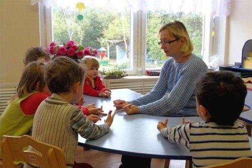 Чем занять ребенка 5 лет вечером. Особенности развития пятилетнего ребенка