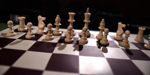 Цугцванг, что это такое. Что такое цугцванг в шахматах? 25 Цугцванг, что это такое. Что такое цугцванг в шахматах? 25