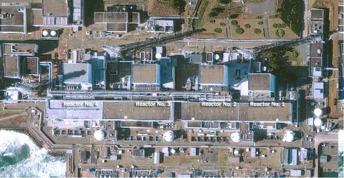 Фукусима. АЭС Фукусима-1 на спутниковых снимках: до и после катастрофы