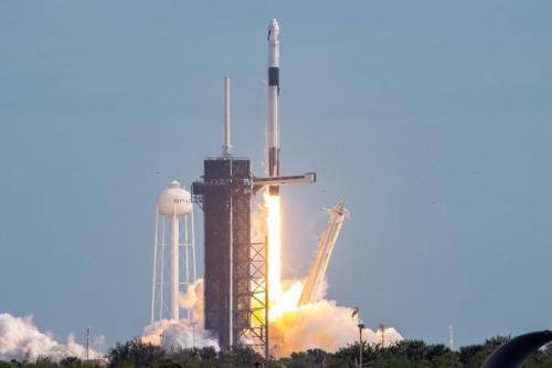 Nasa ищет способ спасти сша. SpaceX испытала систему аварийного спасения Crew Dragon