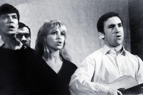 Как выглядят внуки Владимира Высоцкого. Как выглядит неизвестная внучка Владимира Высоцкого, которая никак не афиширует свое родство со знаменитым дедом