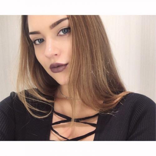 Как выглядят внуки Владимира Высоцкого. Как выглядит неизвестная внучка Владимира Высоцкого, которая никак не афиширует свое родство со знаменитым дедом