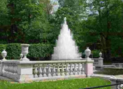 Интересные факты о петергофском парке. Петродворец