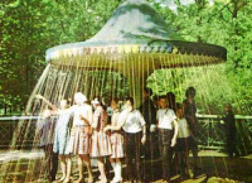 Интересные факты о петергофском парке. Петродворец