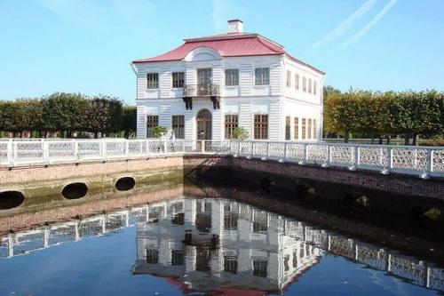 Дворец Марли интересные факты. Дворец Марли