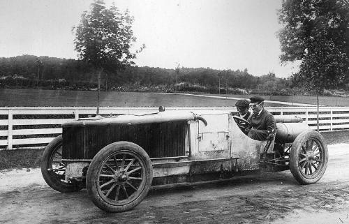 Истории про автомобили. Как появились машины. Краткая история создания автомобиля.