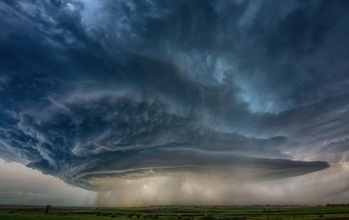 Сколько весит облако и почему оно не падает?