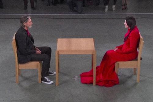 Марина Абрамович и улай. Книга будет посвящена 12 годам их совместного творчества.