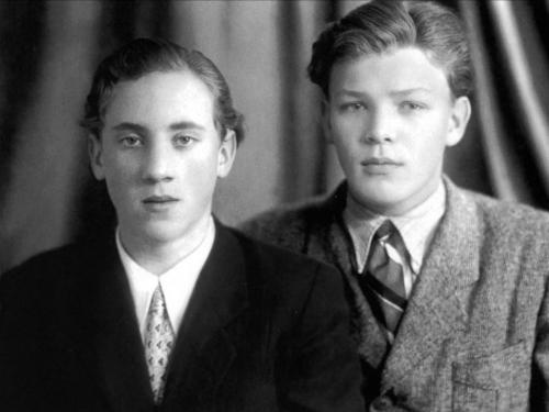 25 января 1938 года родился владимир семёнович высоцкий. Проба пера