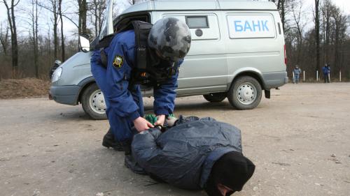 Удачные ограбления банков. 10 самых дерзких ограблений банков в России