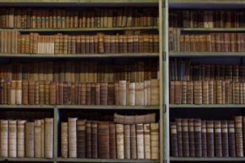 Какие книги должны быть в домашней библиотеке