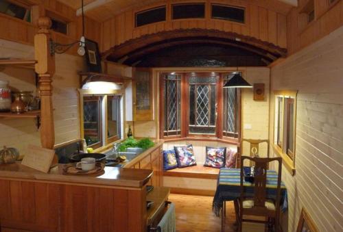 Дом из железнодорожного вагона. Сошедшие с рельсов: дом из железнодорожного вагона