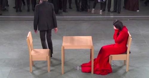 Марина Абрамович перфомансы. Перформанс Марины Абрамович