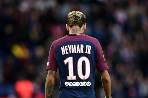 Что интересного в ФУТБОЛЕ. Футбольные матчи Свежие футбольные новости, обзоры и анонсы футбольных матчей.