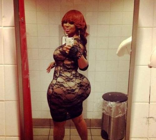 Pebbelz Da Model vk. Самая большая силиконовая попа: Pebbelz Da Model