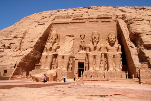 Скальный храм Рамсеса 2. Абу-Симбел — пещерный храм Рамсеса II и его супруги Нефертари