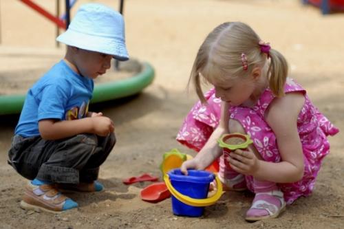 Профессии в которые не берут женщин. Зачем женщинам быть трактористками и машинистками? 06