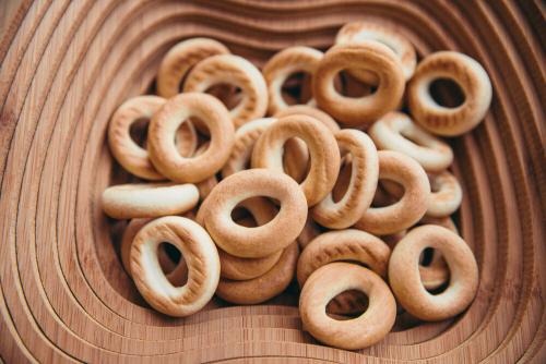 Как сделать сушку в домашних условиях. Классические сушки: рецепт приготовления в домашних условиях