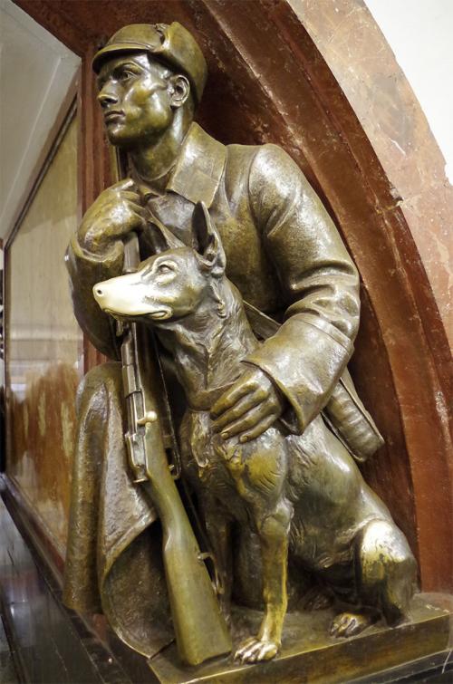 Кого ловил Карацупа. Пограничник с собакой — Никита Карацупа и его Индус