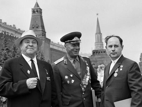 Карацупа и его собака. Индус из-под моста 07