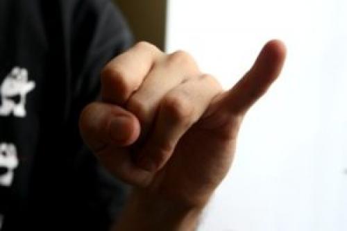 Трюки с глазами. Трюки с пальцами, от которых публика пищит от восторга!