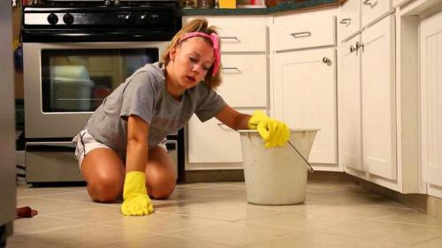Почему нельзя вечером подметать и мыть пол. Почему нельзя мыть и мести пол вечером