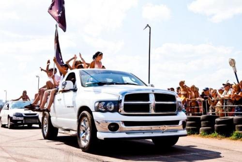 Необычные правила дорожного движения в других странах. Самые странные ПДД мира