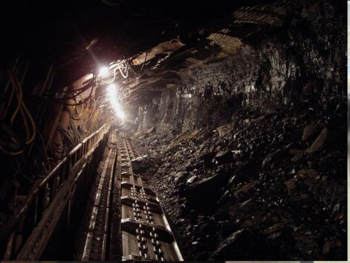 Полный список запрещенных профессий для женщин в России. Ограничение женского труда в мире