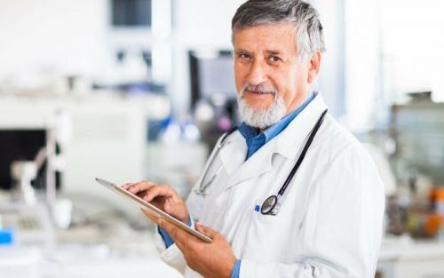 Почему дети болеют раком. Почему кажется, что вокруг все только делают, что болеют раком? Правда ли что началась онкологическая эпидемия? Почему и что с этим делать? Решили подробно ответить на эти популярные вопросы вместе с научным сотрудником института молекулярной онкологии университета Марбурга (Германия) Борисом Климовичем.