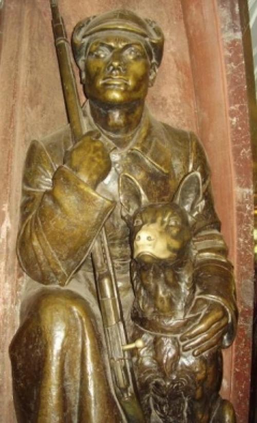 На здании, какого Театра установлены сказочные часы. Часы Театра кукол Образцова 12