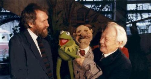 На здании, какого Театра установлены сказочные часы. Часы Театра кукол Образцова 17