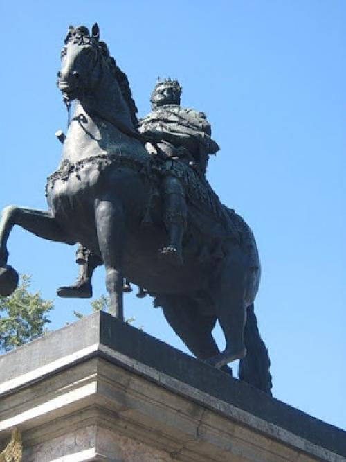 Кумир на бронзовом коне это. Кумир на бронзовом коне