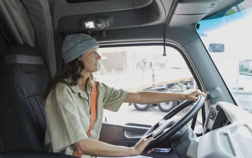 Полный список запрещенных профессий для мужчин. Петля заботы. Нужно ли сокращать список опасных профессий для женщин