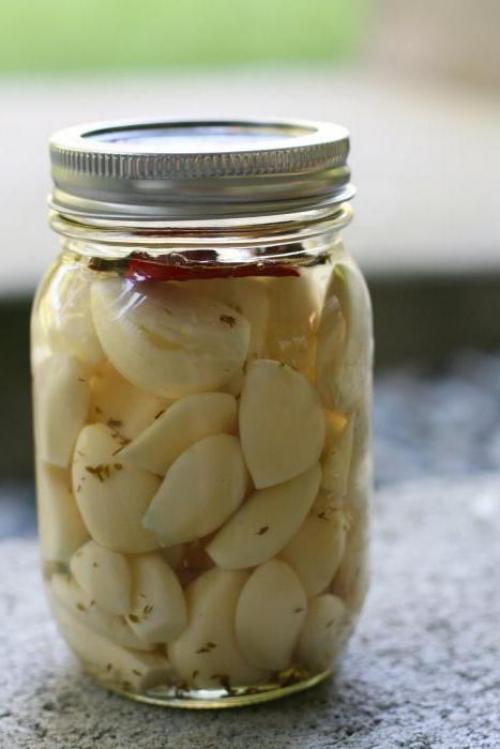 Сколько можно есть чеснока в день взрослому. Польза маринованного чеснока