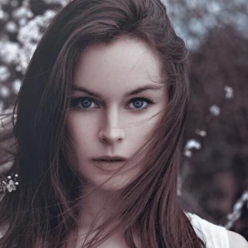 Взгляд мужчины на женщину. Поведение и речь 01