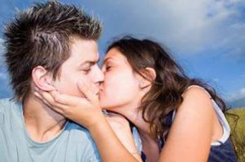 Как сделать парню приятно в постели. Как доставить мужчине максимум удовольствия 02