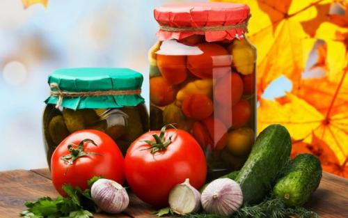 Как солить мелкой солью. Как правильно солить и какую соль лучше использовать для засолки и консервирования?