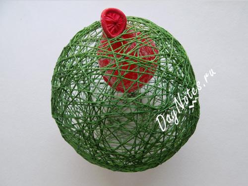 Как быстро высушить шар из ниток. Шар паутинка своими руками + секрет успеха