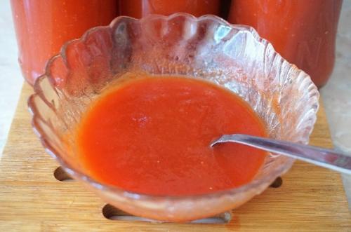 Кетчуп своими руками из помидоров на зиму. Домашний кетчуп из помидоров на зиму, пальчики оближешь!