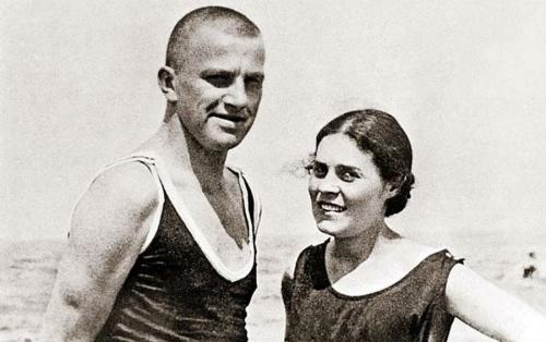 Маяковский на смерть Есенина. Стихотворение Маяковского на смерть Сергея Есенина 09 Маяковский на смерть Есенина. Стихотворение Маяковского на смерть Сергея Есенина 09